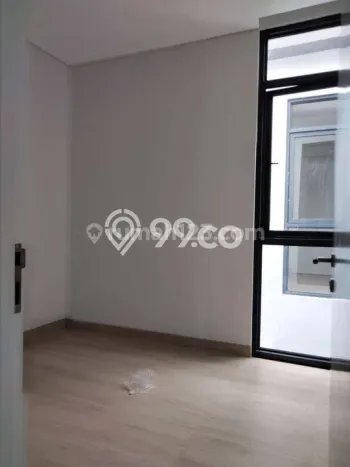 Rumah Mewah LB 165m2 Siap Pakai Desain Elegan di BSD Green Wich, Tangerang Rumah Mewah LB 165m2 Siap Pakai Desain Elegan di BSD Green Wich, Tangerang