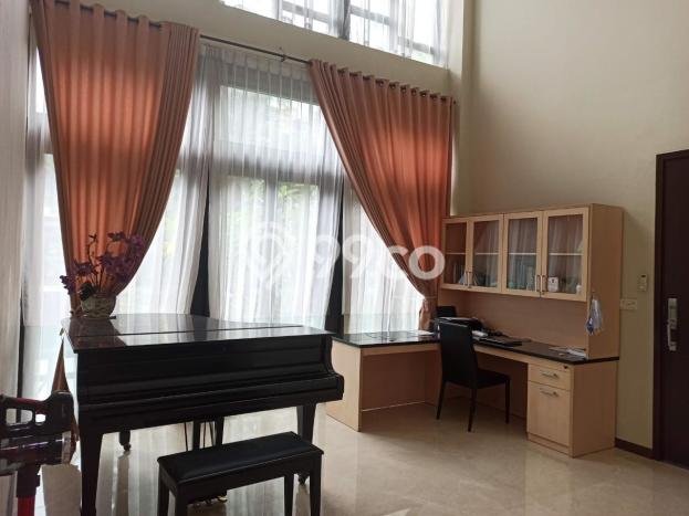 Rumah Elit Modern Siap Huni di BSD City Tangerang Rumah Elit Modern Siap Huni di BSD City Tangerang