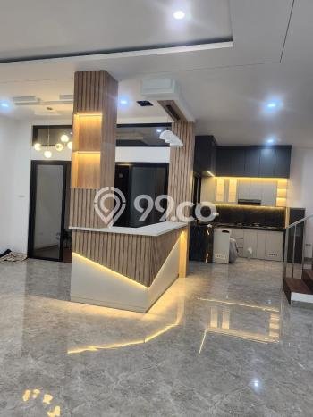 Hunian Mewah LB 300m2 Siap Pakai Desain Elegan di BSD Kencana Loka, Tangerang Hunian Mewah LB 300m2 Siap Pakai Desain Elegan di BSD Kencana Loka, Tangerang