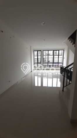 Ruko Bagus Dijual LB 122m2 Lokasi Strategis Tangerang Area Cocok untuk Bisnis Ruko Bagus Dijual LB 122m2 Lokasi Strategis Tangerang Area Cocok untuk Bisnis