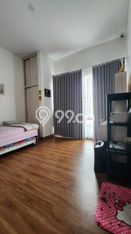 Rumah Elit LB 200m2 Siap Huni Desain Elegan di BSD Eminent, Tangerang Rumah Elit LB 200m2 Siap Huni Desain Elegan di BSD Eminent, Tangerang