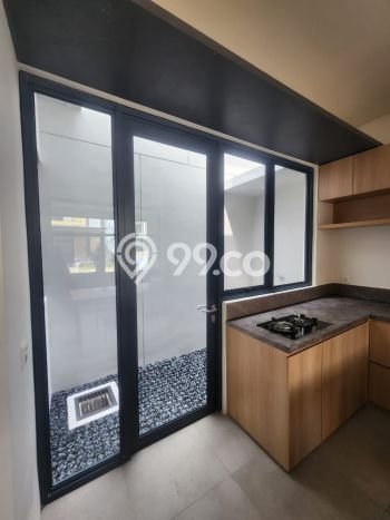 Dijual Hunian Rumah Terawat 3 KT di BSD, Tangerang Dijual Hunian Rumah Terawat 3 KT di BSD, Tangerang