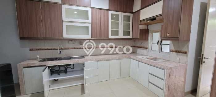 Rumah sewa siap huni 4 KT di BSD De Park, Tangerang Rumah sewa siap huni 4 KT di BSD De Park, Tangerang