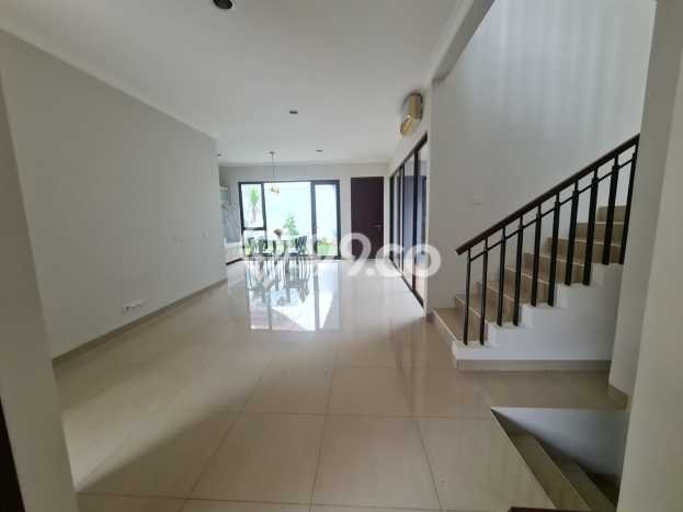 For Sale! Luxury House LT 200m2 Desain Modern di BSD The Icon For Sale! Luxury House LT 200m2 Desain Modern di BSD The Icon