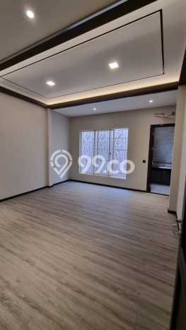 Hunian Elit LB 325m2 Siap Huni Desain Elegan di Gading Serpong The Spring, Tangerang Hunian Elit LB 325m2 Siap Huni Desain Elegan di Gading Serpong The Spring, Tangerang