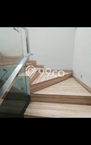 Siap Huni Rumah Mewah 5 Kamar di Kebon Jeruk Dekat ke Mana Saja Siap Huni Rumah Mewah 5 Kamar di Kebon Jeruk Dekat ke Mana Saja