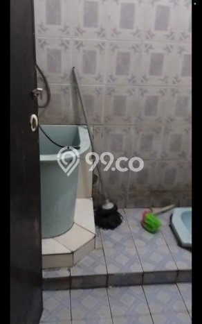 Disewakan Ruko komersial di Cipondoh luas bangunan 72m2 Disewakan Ruko komersial di Cipondoh luas bangunan 72m2