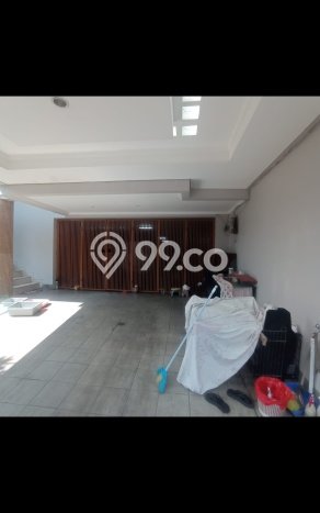 Siap Huni Rumah Mewah 5 Kamar di Kebon Jeruk Dekat ke Mana Saja Siap Huni Rumah Mewah 5 Kamar di Kebon Jeruk Dekat ke Mana Saja