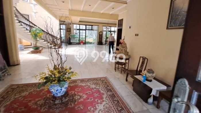 Dijual Rumah Premium dengan Fasilitas Sekitar Komplit di Kembangan, Jakarta Barat Dijual Rumah Premium dengan Fasilitas Sekitar Komplit di Kembangan, Jakarta Barat