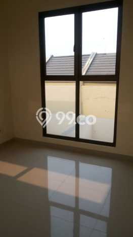 SIAP HUNI! Rumah Strategis di Cikupa, Luas 180m² LB 183m² SIAP HUNI! Rumah Strategis di Cikupa, Luas 180m² LB 183m²