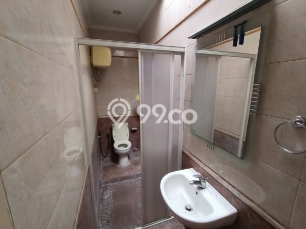 Rumah Asri Senen, Area Tenang - LT 279m² Rumah Asri Senen, Area Tenang - LT 279m²