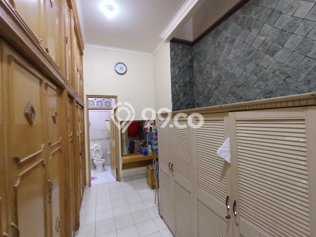 Hunian Elit LB 500m2 Siap Huni Desain Elegan di Kalideres, Jakarta Barat Hunian Elit LB 500m2 Siap Huni Desain Elegan di Kalideres, Jakarta Barat