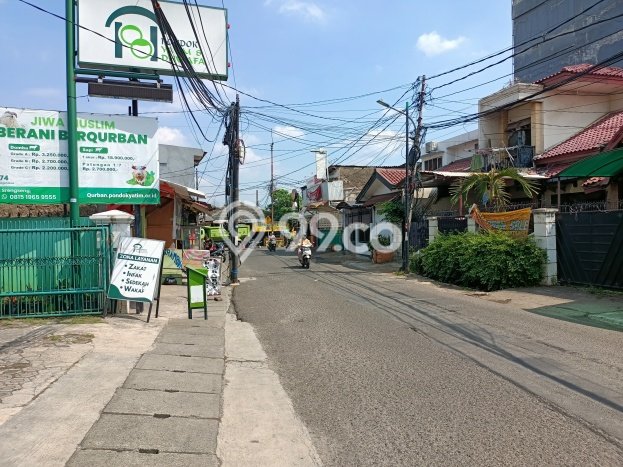 Siap Huni Rumah Mewah 5 Kamar di Kembangan Dekat ke Mana Pun Siap Huni Rumah Mewah 5 Kamar di Kembangan Dekat ke Mana Pun