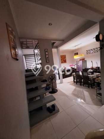 Jual Rumah Bagus Siap Huni LB 162m2 di Palmerah, Jakarta Barat Jual Rumah Bagus Siap Huni LB 162m2 di Palmerah, Jakarta Barat