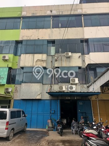Unit Ruko Dijual di Jakarta Barat LT 68m2 & LB 272m2 Unit Ruko Dijual di Jakarta Barat LT 68m2 & LB 272m2