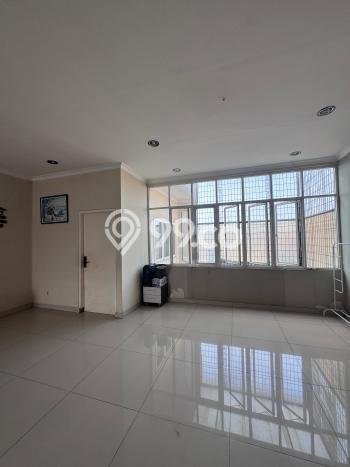 Rumah Luxury Modern Tanpa Renovasi di Kalideres Jakarta Barat Rumah Luxury Modern Tanpa Renovasi di Kalideres Jakarta Barat
