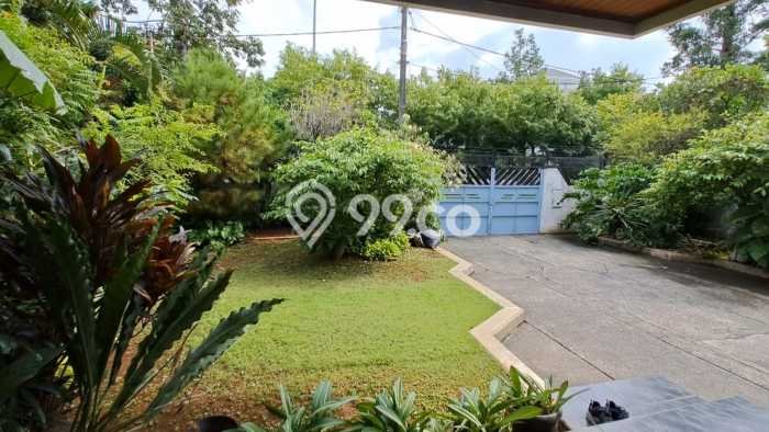 Dijual Rumah Premium dengan Fasilitas Sekitar Komplit di Kembangan, Jakarta Barat Dijual Rumah Premium dengan Fasilitas Sekitar Komplit di Kembangan, Jakarta Barat