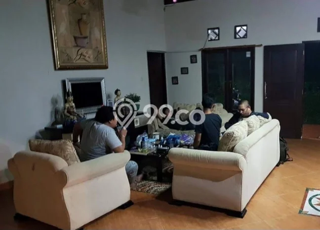Dijual Rumah Premium dengan Fasilitas Sekitar Komplit di Megamendung, Bogor Dijual Rumah Premium dengan Fasilitas Sekitar Komplit di Megamendung, Bogor