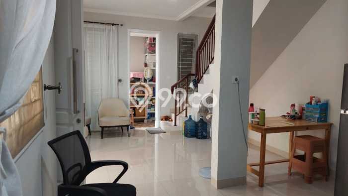 Rumah Minimalis 4 KT di Gading Serpong Tangerang Semi Furnished Rumah Minimalis 4 KT di Gading Serpong Tangerang Semi Furnished