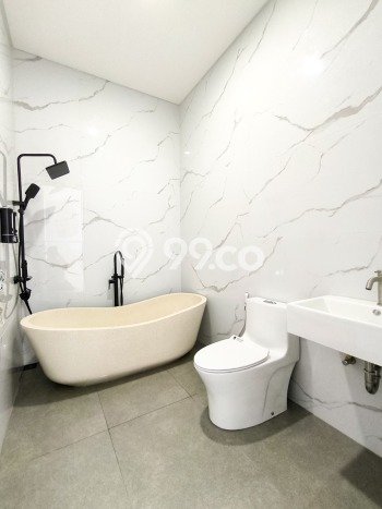 For Sale! Premium House LT 156m2 Desain Elegan di Sektor 9-Bintaro For Sale! Premium House LT 156m2 Desain Elegan di Sektor 9-Bintaro