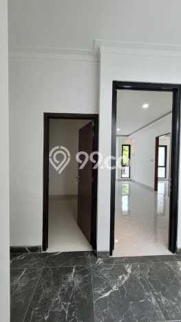 Siap Huni Rumah Mewah 4 Kamar di Serpong Utara Dekat ke Mana Saja Siap Huni Rumah Mewah 4 Kamar di Serpong Utara Dekat ke Mana Saja
