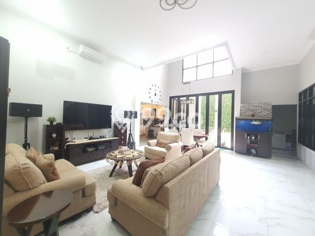 Rumah Elit Modern Tanpa Renovasi di Sektor 7-Bintaro Tangerang Selatan Rumah Elit Modern Tanpa Renovasi di Sektor 7-Bintaro Tangerang Selatan