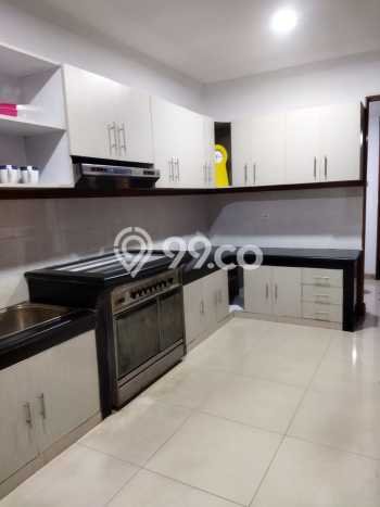 Hunian Mewah LB 415m2 Siap Pakai Desain Elegan di Bintaro, Tangerang Selatan Hunian Mewah LB 415m2 Siap Pakai Desain Elegan di Bintaro, Tangerang Selatan