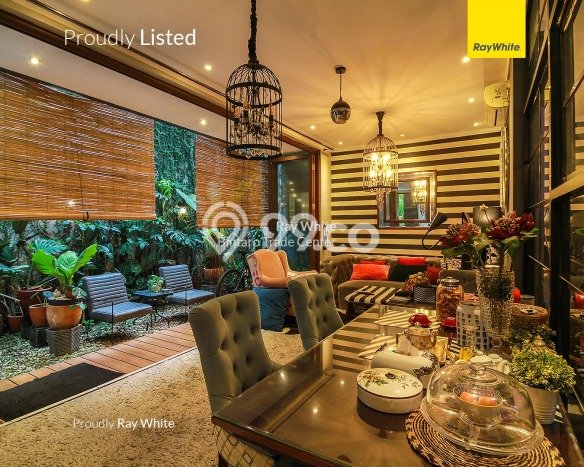 Rumah Elit LB 135m2 Siap Huni Desain Elegan di Sektor 9-Bintaro, Tangerang Selatan Rumah Elit LB 135m2 Siap Huni Desain Elegan di Sektor 9-Bintaro, Tangerang Selatan