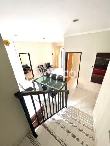 For Sale! Luxury House LT 135m2 Desain Modern di Sektor 9-Bintaro For Sale! Luxury House LT 135m2 Desain Modern di Sektor 9-Bintaro