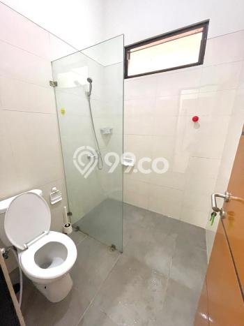 For Sale! Luxury House LT 135m2 Desain Modern di Sektor 9-Bintaro For Sale! Luxury House LT 135m2 Desain Modern di Sektor 9-Bintaro