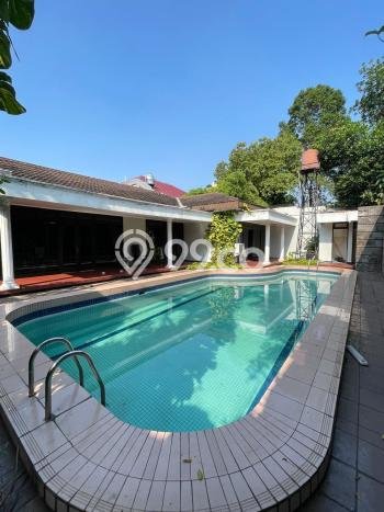 Dijual Rumah Premium dengan Fasilitas Sekitar Komplit di Cilandak, Jakarta Selatan Dijual Rumah Premium dengan Fasilitas Sekitar Komplit di Cilandak, Jakarta Selatan