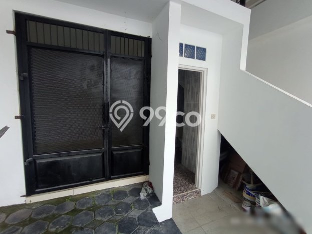 For Sale! Luxury House LT 315m2 Desain Modern di Sektor 6 - Bintaro For Sale! Luxury House LT 315m2 Desain Modern di Sektor 6 - Bintaro