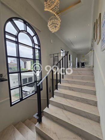 Jual Rumah Luas Megah Dengan View Eksklusif di Geger Kalong, Bandung Jual Rumah Luas Megah Dengan View Eksklusif di Geger Kalong, Bandung