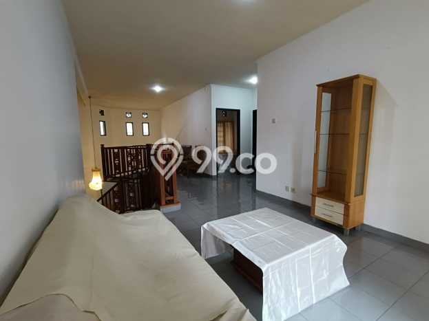 Rumah Asri di Geger Kalong, 4 KT, Area Tenang, Luas 318m² LB 209m² Rumah Asri di Geger Kalong, 4 KT, Area Tenang, Luas 318m² LB 209m²
