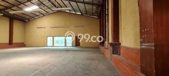 Disewakan Gudang di Gentan, Luas 900m², Sentra Niaga Disewakan Gudang di Gentan, Luas 900m², Sentra Niaga