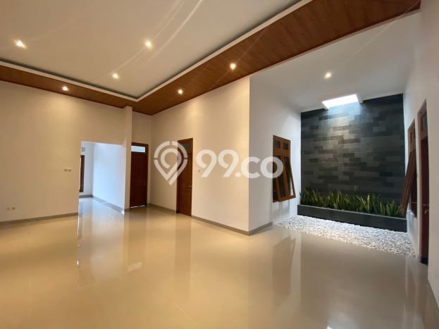 Dijual Rumah Premium dengan Fasilitas Sekitar Lengkap di Banjarsari, Solo Dijual Rumah Premium dengan Fasilitas Sekitar Lengkap di Banjarsari, Solo