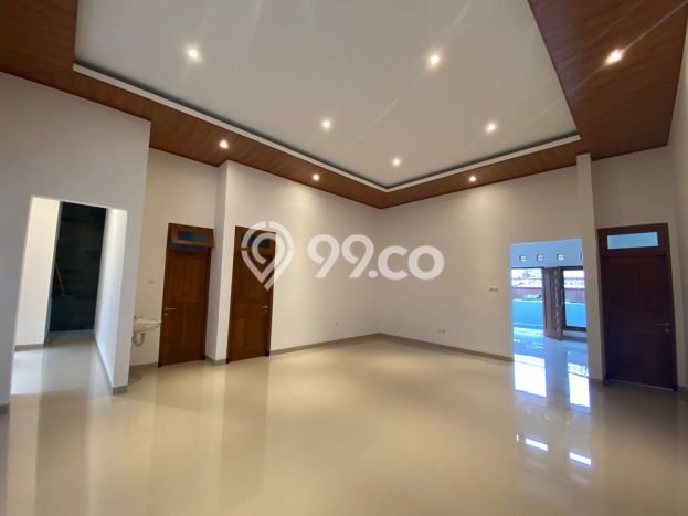 Dijual Rumah Premium dengan Fasilitas Sekitar Lengkap di Banjarsari, Solo Dijual Rumah Premium dengan Fasilitas Sekitar Lengkap di Banjarsari, Solo
