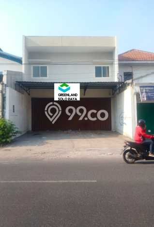 Ruko disewakan di Laweyan Solo dengan luas bangunan 250m2 Ruko disewakan di Laweyan Solo dengan luas bangunan 250m2