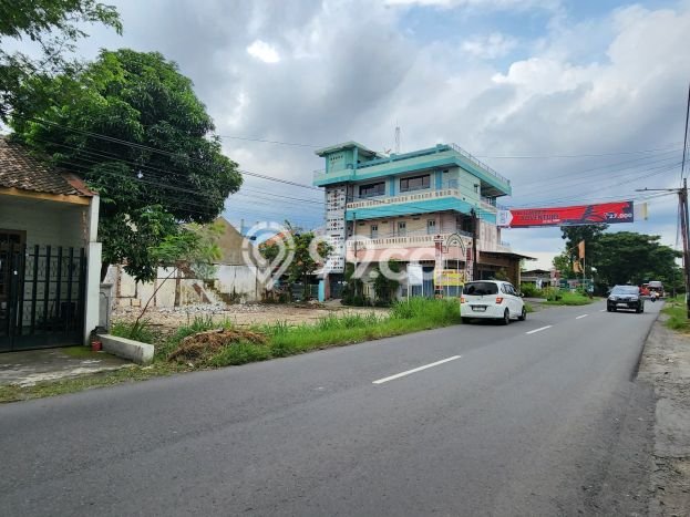 Tanah Kosong Dijual di Solo dengan Area 299m2 Tanah Kosong Dijual di Solo dengan Area 299m2