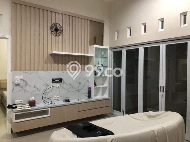 Rumah kawasan Solo Baru, 2 KT, Pemandangan Kota, Luas 144m² Bangunan 120m² Rumah kawasan Solo Baru, 2 KT, Pemandangan Kota, Luas 144m² Bangunan 120m²
