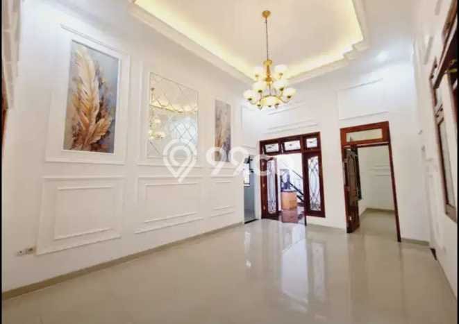 Jual Rumah Bagus Siap Huni LB 187m2 di Gentan, Solo Jual Rumah Bagus Siap Huni LB 187m2 di Gentan, Solo