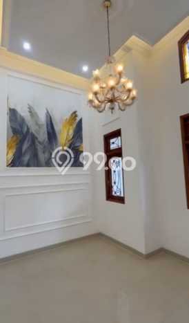 Jual Rumah Bagus Siap Huni LB 187m2 di Gentan, Solo Jual Rumah Bagus Siap Huni LB 187m2 di Gentan, Solo
