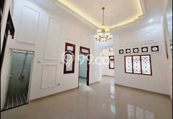 Jual Rumah Bagus Siap Huni LB 187m2 di Gentan, Solo Jual Rumah Bagus Siap Huni LB 187m2 di Gentan, Solo