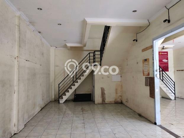 Ruko Komersial Dijual di Banyuanyar Solo LT 81m2 & LB 99m2 Ruko Komersial Dijual di Banyuanyar Solo LT 81m2 & LB 99m2