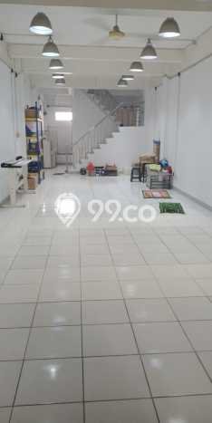 Area Ramai! Ruko Dijual di Senen untuk Bisnis Luas Bangunan 90m2 Area Ramai! Ruko Dijual di Senen untuk Bisnis Luas Bangunan 90m2