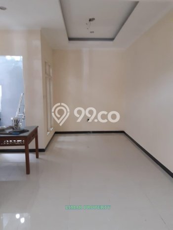 Dijual Rumah Modern 6 KT di Legenda Wisata, Jakarta Timur Dijual Rumah Modern 6 KT di Legenda Wisata, Jakarta Timur