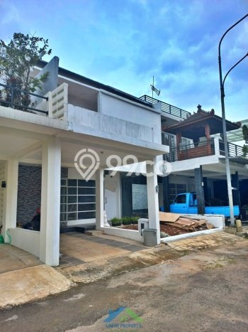 Jual Rumah Eksklusif 4 KT di Cibubur, Depok Jual Rumah Eksklusif 4 KT di Cibubur, Depok