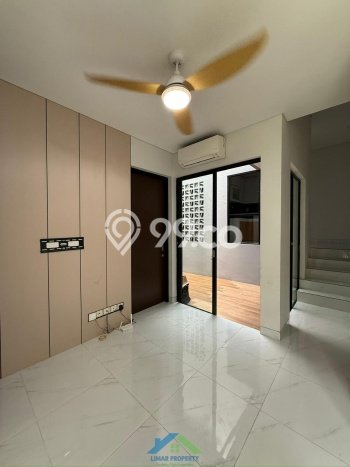 Jual Rumah Eksklusif 3 KT di Kota Wisata, Bogor Jual Rumah Eksklusif 3 KT di Kota Wisata, Bogor
