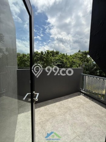 Jual Rumah Eksklusif 3 KT di Kota Wisata, Bogor Jual Rumah Eksklusif 3 KT di Kota Wisata, Bogor