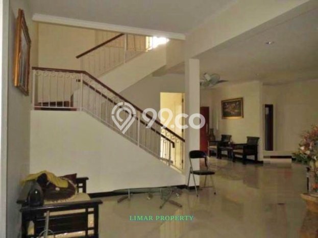 Dijual Rumah Modern 6 KT di Legenda Wisata, Jakarta Timur Dijual Rumah Modern 6 KT di Legenda Wisata, Jakarta Timur